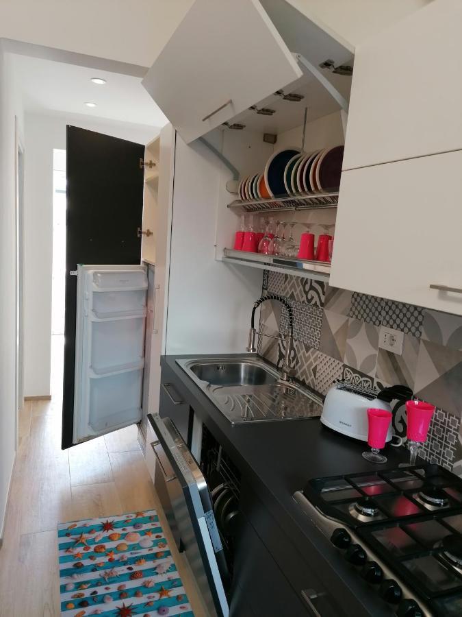 Retroscena Apartment In Centro Civitanova Marche Kültér fotó