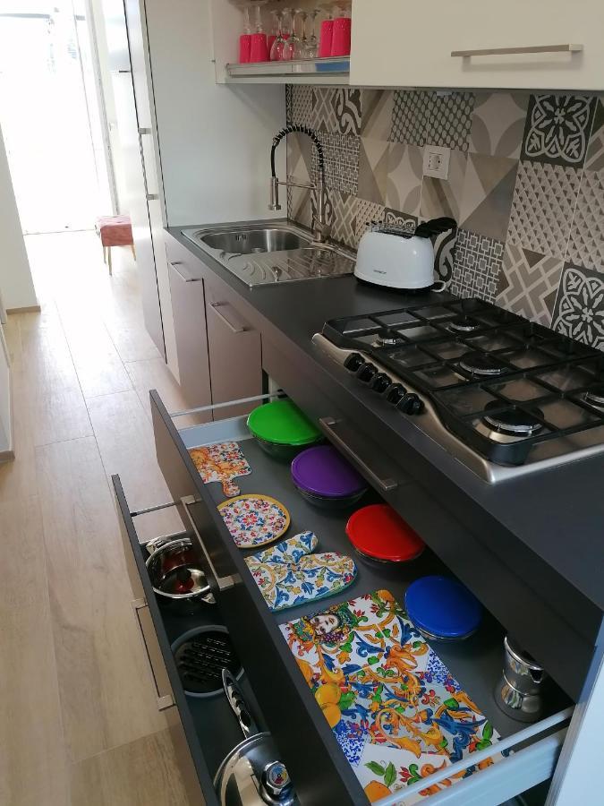 Retroscena Apartment In Centro Civitanova Marche Kültér fotó