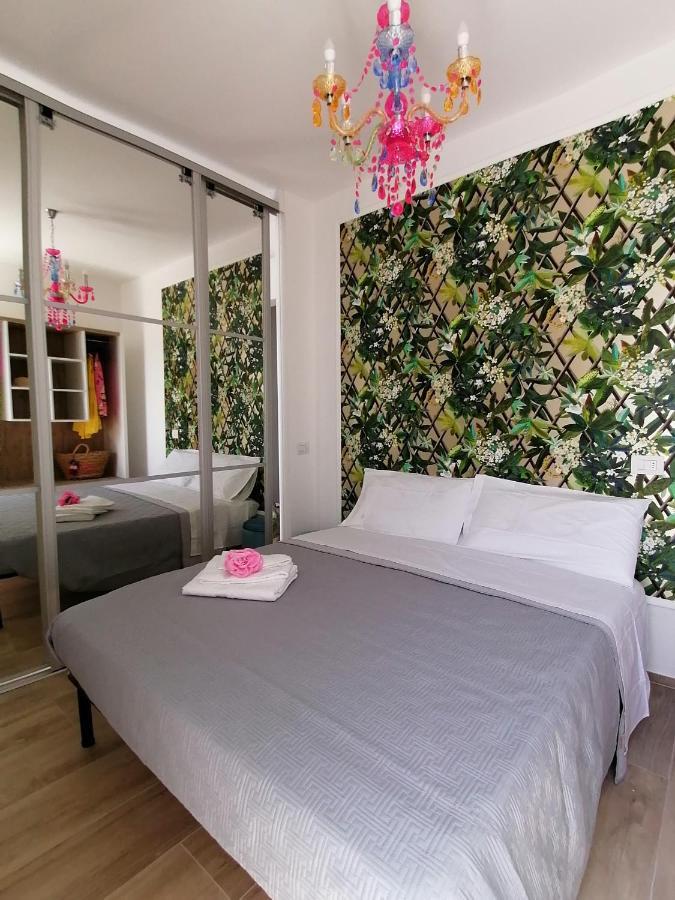 Retroscena Apartment In Centro Civitanova Marche Kültér fotó